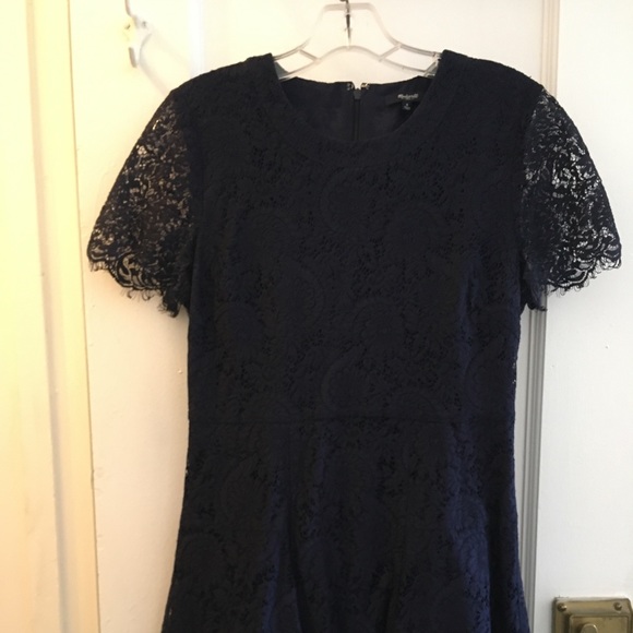 Madewell Dresses & Skirts - Madewell business casual lace dress